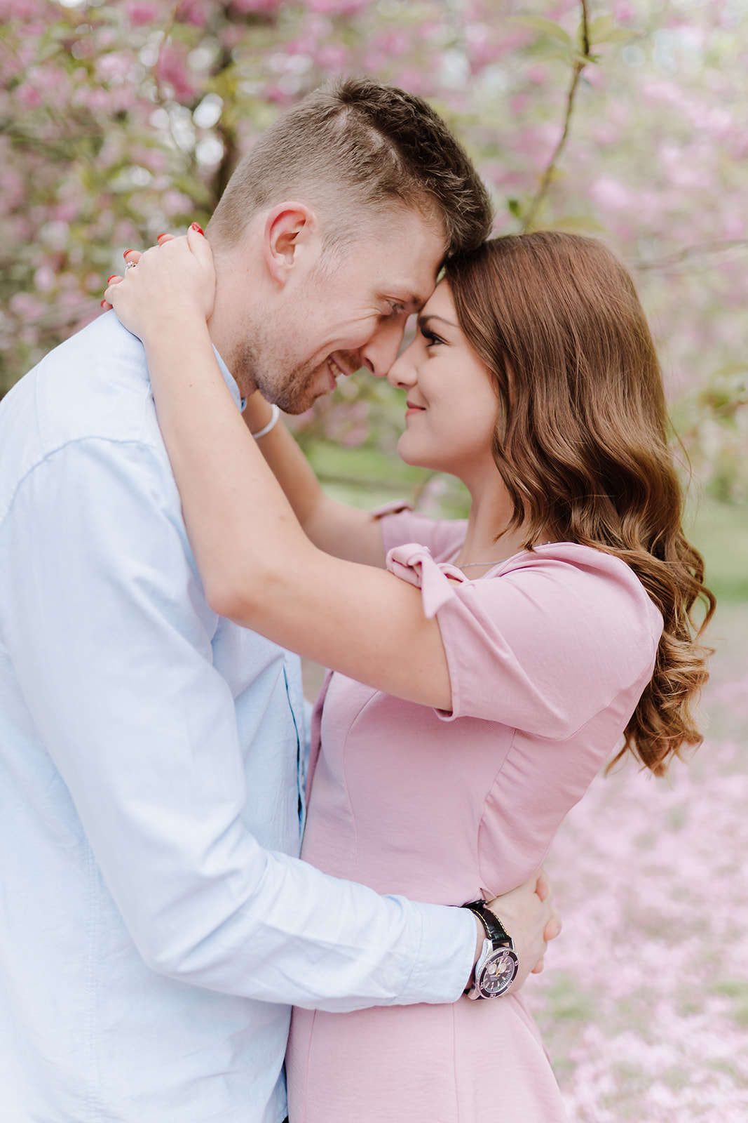 London Greenwich park pink cherry blossom engagement couples shoot London Greenwich park pink cherry blossom engagement couples shoot