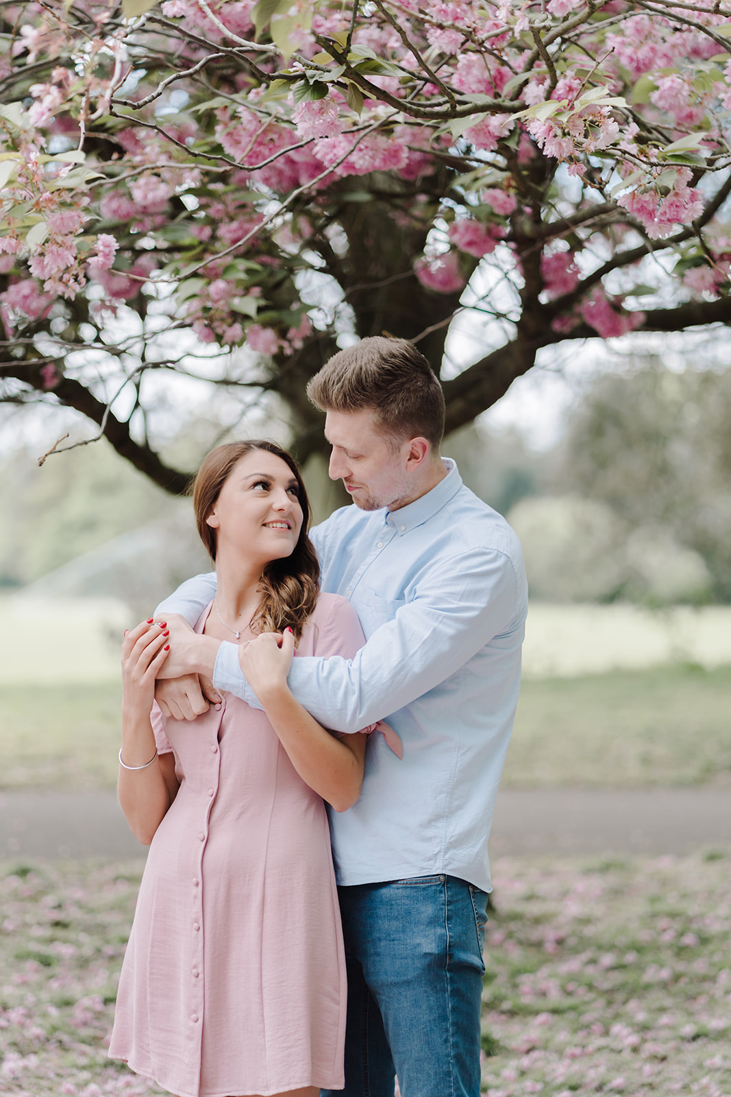 London Greenwich park pink cherry blossom engagement couples shoot London Greenwich park pink cherry blossom engagement couples shoot