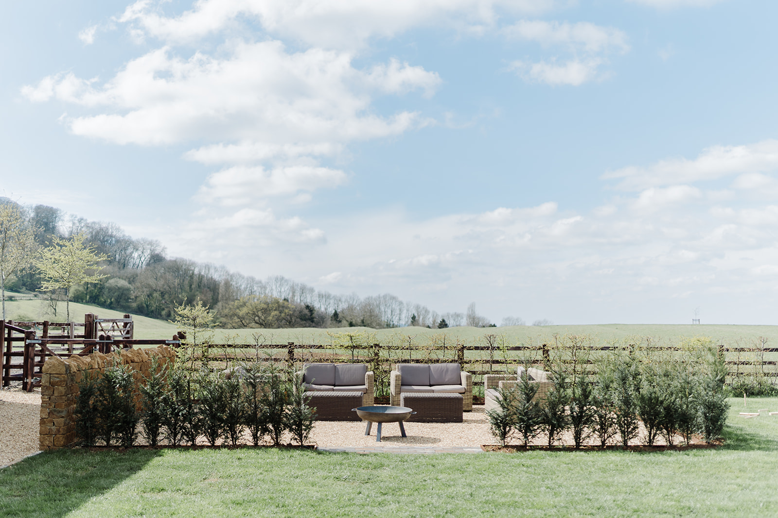 Green Minimal Spring Wedding At Primrose Hill Farm Green Minimal Spring Wedding At Primrose Hill Farm