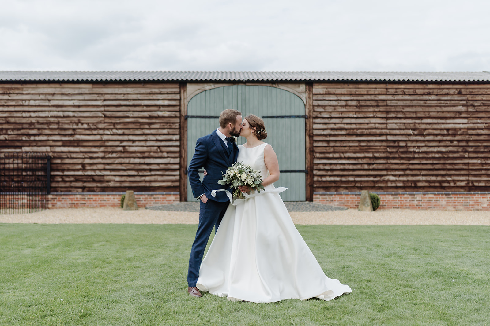 Green Minimal Spring Wedding At Primrose Hill Farm Green Minimal Spring Wedding At Primrose Hill Farm