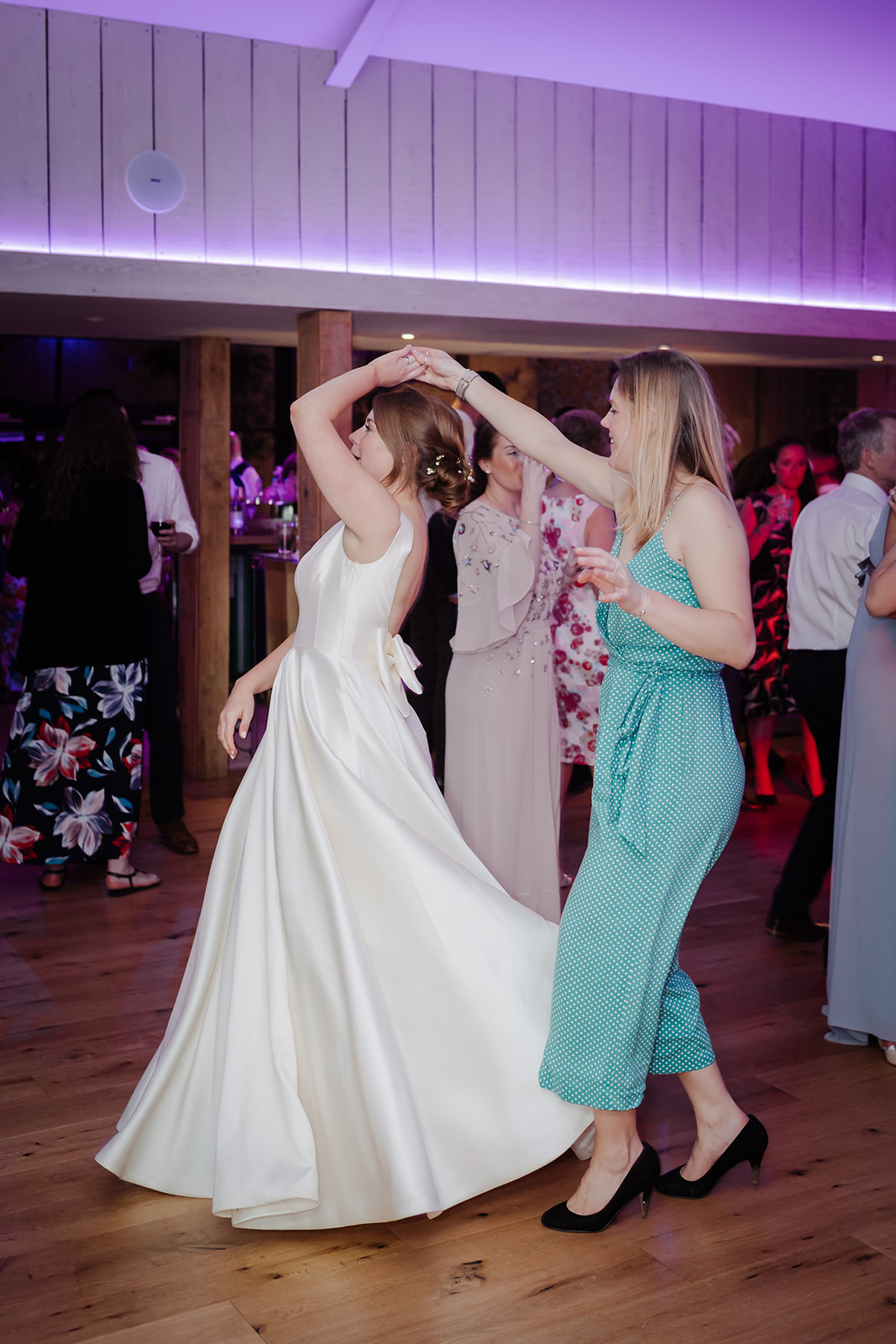 Green Minimal Spring Wedding At Primrose Hill Farm Green Minimal Spring Wedding At Primrose Hill Farm