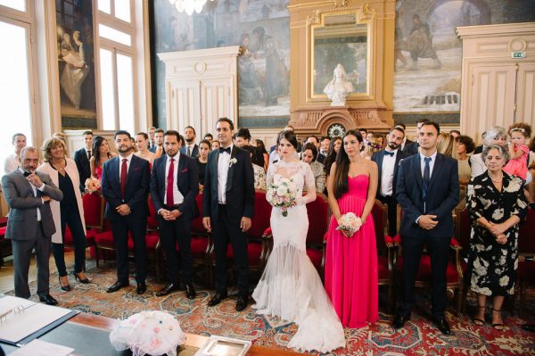 Mariage dans une mairie parisienne