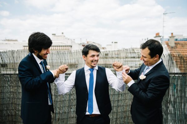 Préparatifs de mariage sur les toits de paris