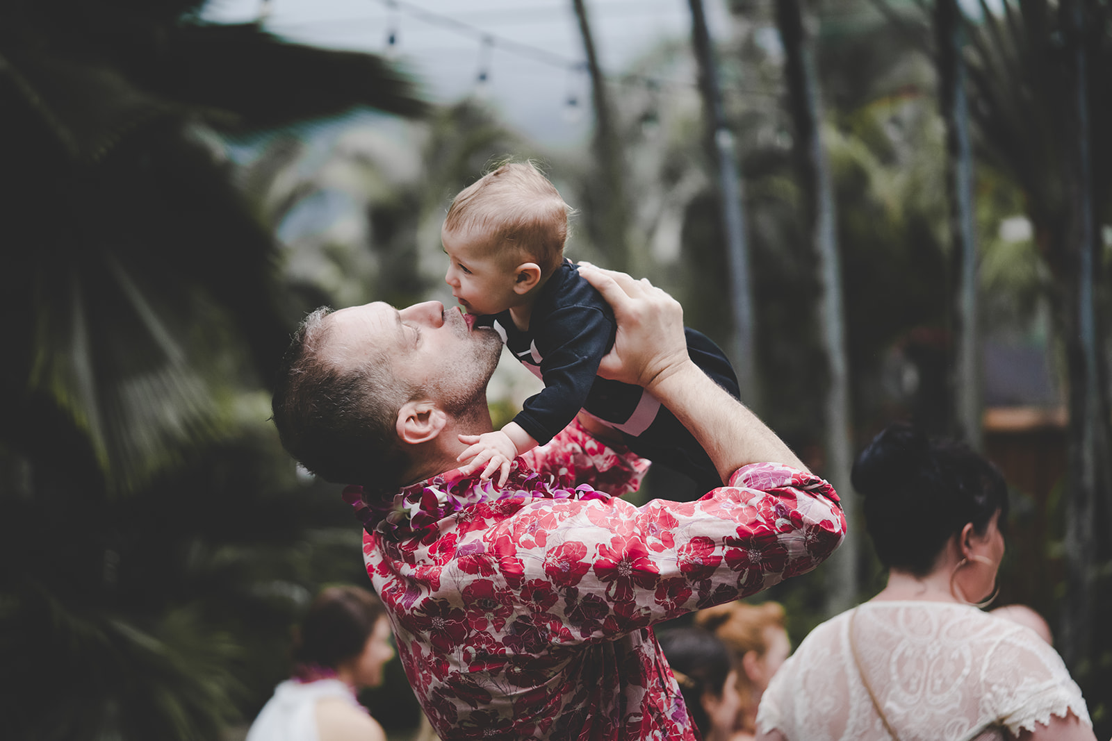 Backyard Hawai’i Wedding ackyard Hawai’i Wedding at Hale Koa State on Oahu