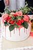 un superbe wedding cake rouge