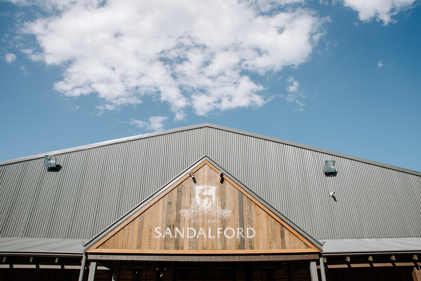 swan valley wedding photographer sandalford facade