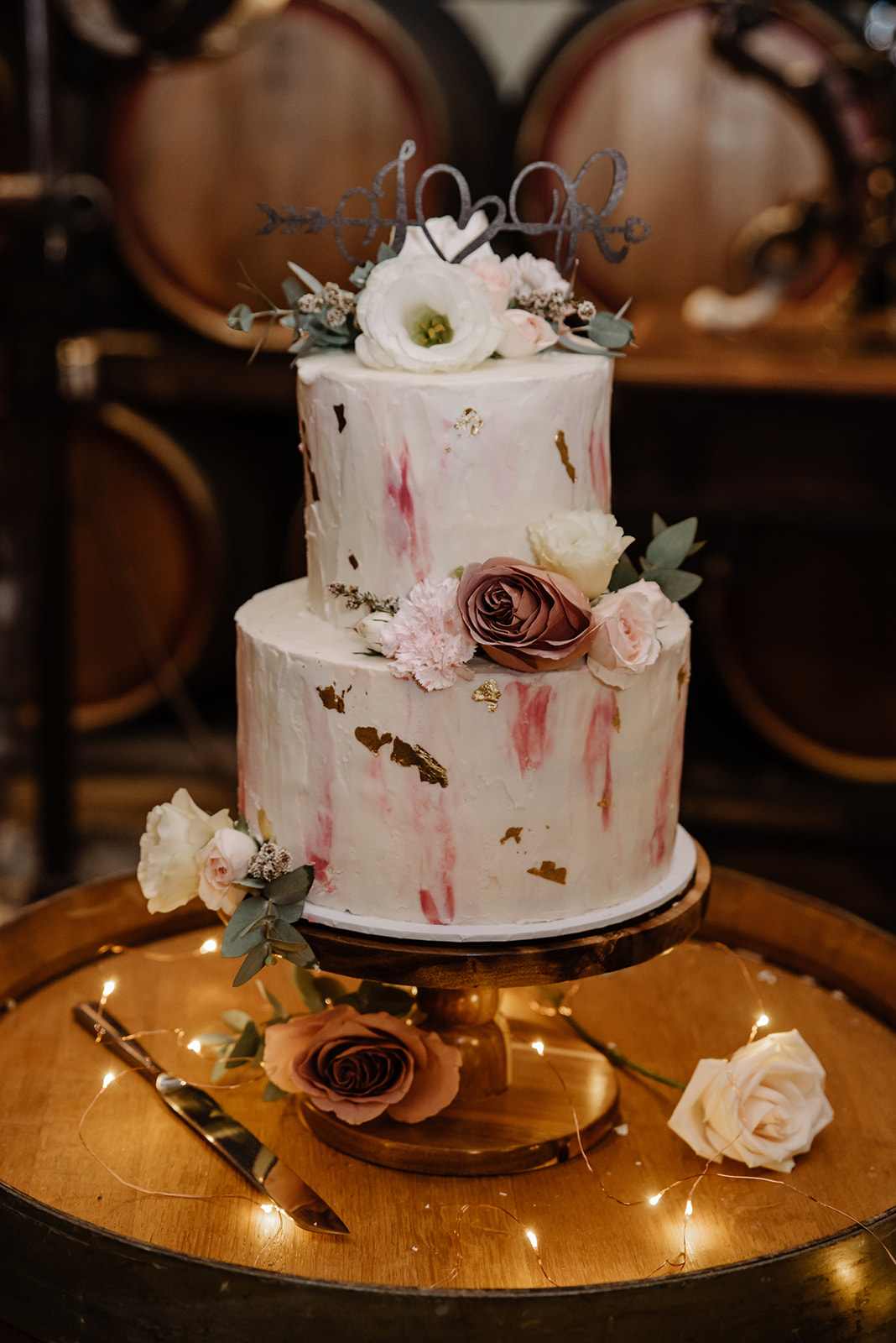 wedding photographer perth sandalford wedding cake sandalford reception wedding