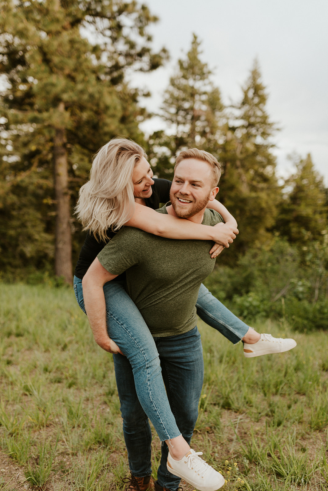 bogus basin couples photography