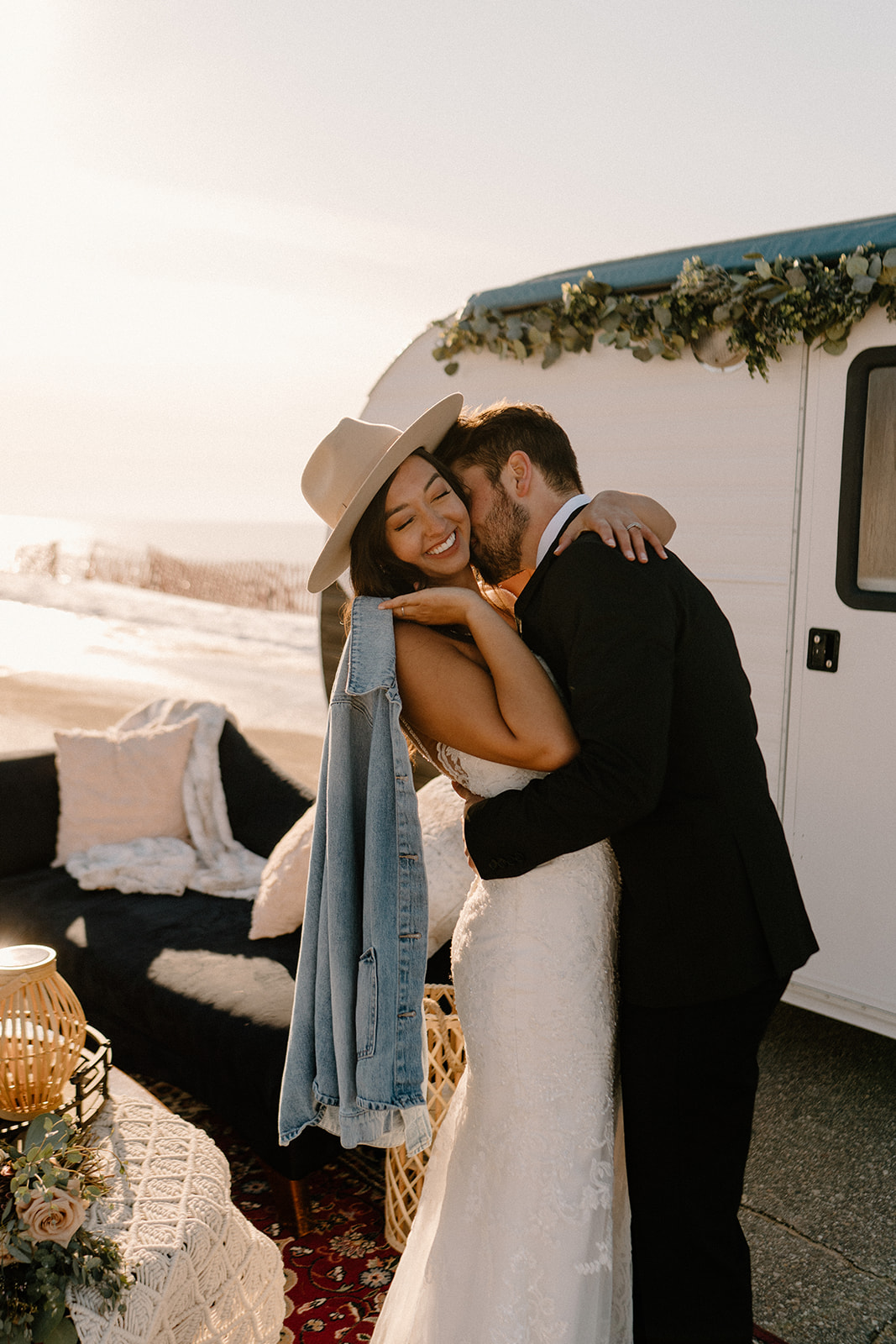 Michigan Elopement Photographer