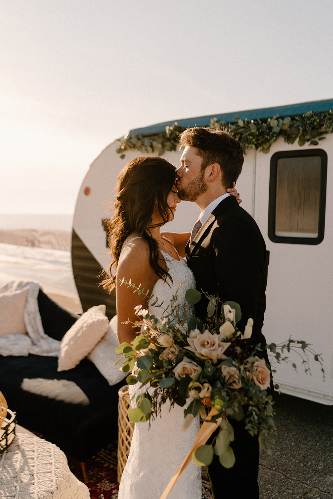 Michigan Elopement Photographer