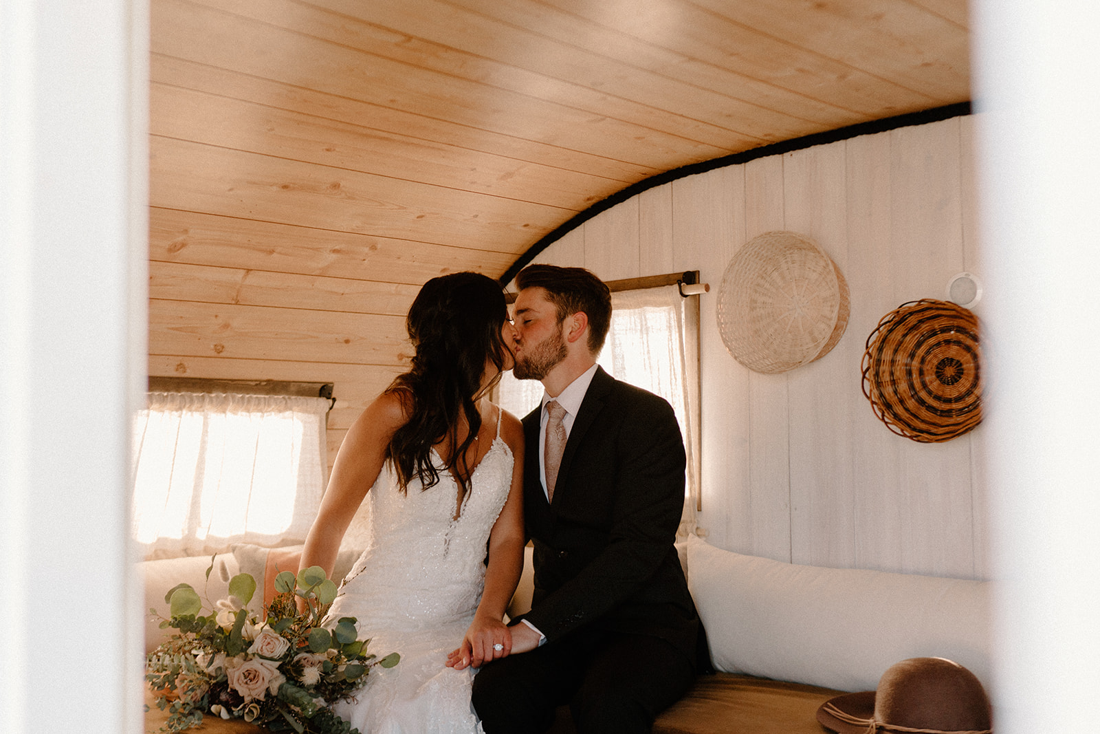 Michigan Elopement Photographer