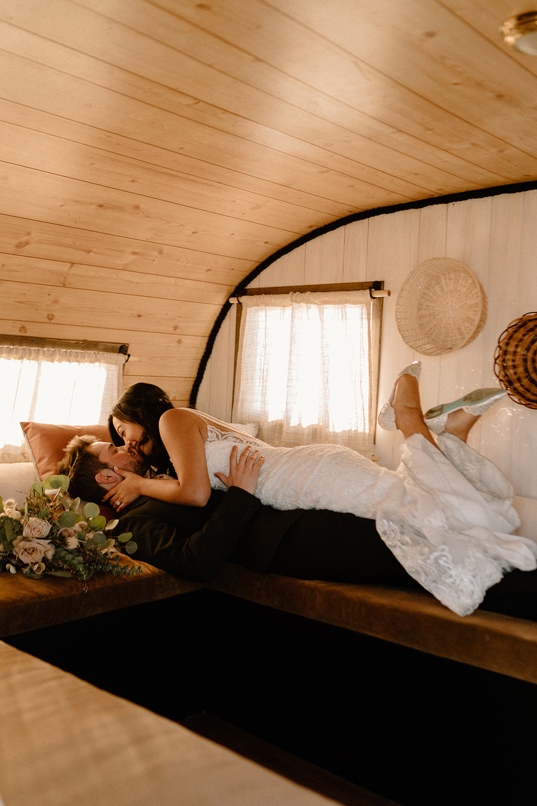 Michigan Elopement Photographer