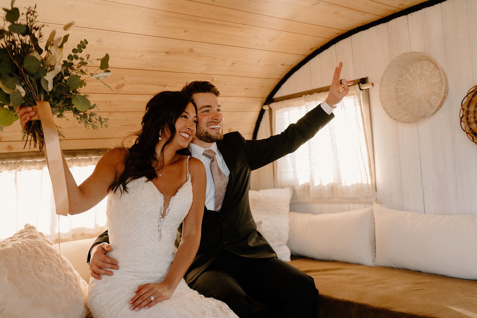 Michigan Elopement Photographer