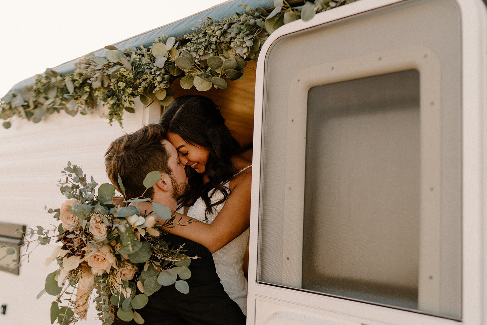 Michigan Elopement Photographer