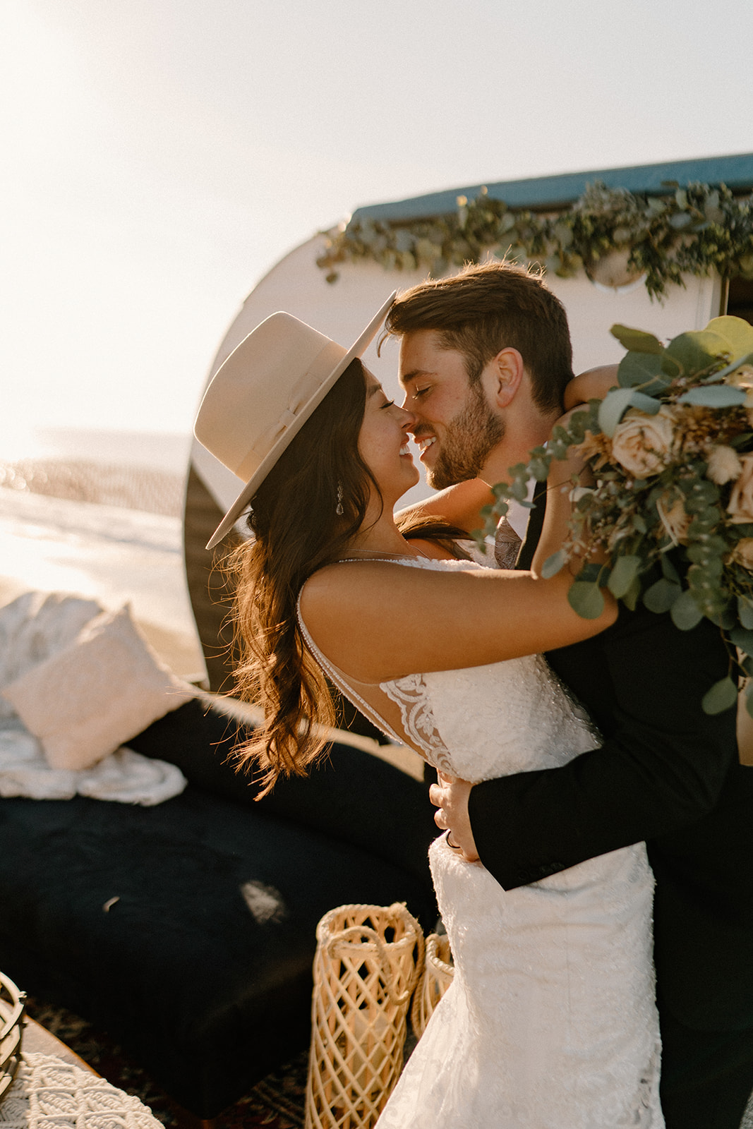 Michigan Elopement Photographer